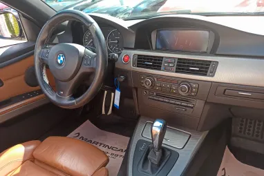 BMW 320d (Automata) Full Extra + Gyári Fényezés + Végig Vezetett Szervízkönyv + 2X-s GARANCIA !!