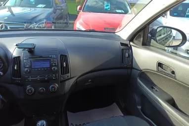 HYUNDAI I30 i30u 1.4 DOHC Life Phantom Black Pearl +Keveset futott +Igényes állapot 2X-s GARANCIA !!