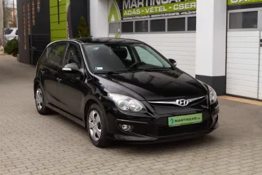 HYUNDAI I30 i30u 1.4 DOHC Life Phantom Black Pearl +Keveset futott +Igényes állapot 2X-s GARANCIA !!