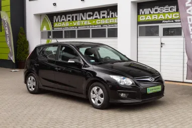 HYUNDAI I30 i30u 1.4 DOHC Life Phantom Black Pearl +Keveset futott +Igényes állapot 2X-s GARANCIA !!