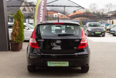 HYUNDAI I30 i30u 1.4 DOHC Life Phantom Black Pearl +Keveset futott +Igényes állapot 2X-s GARANCIA !!