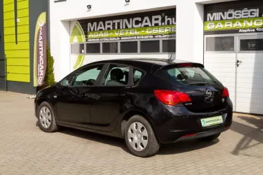OPEL ASTRA J 1.7 CDTI Enjoy Saphireschwarz +Magyar Autó +Friss Műszaki +Keveset futott +2X-s GARANCIA !!
