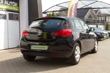 OPEL ASTRA J 1.7 CDTI Enjoy Saphireschwarz +Magyar Autó +Friss Műszaki +Keveset futott +2X-s GARANCIA !!
