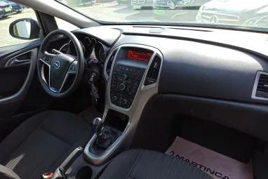 OPEL ASTRA J 1.7 CDTI Enjoy Saphireschwarz +Magyar Autó +Friss Műszaki +Keveset futott +2X-s GARANCIA !!