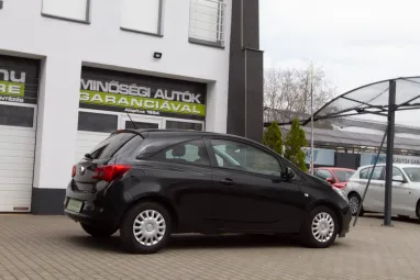OPEL CORSA E 1.4 Selection Black Sapphire +Magasan felszerelt + Végig Vez.Szervizkönyv +2X-s GARANCIA !!