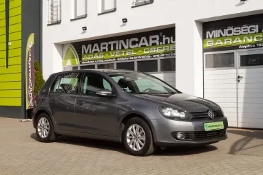 VOLKSWAGEN GOLF VI 1.6 TDi Trendline United Gray Metallic +Első Tulajdonostól +Végig Vez.Szervizkönyv +2X-s GARANCIA !!