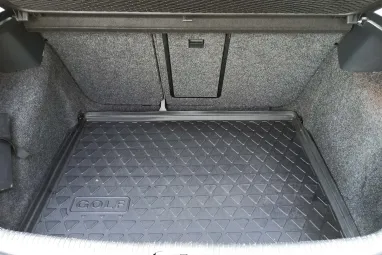 VOLKSWAGEN GOLF VI 1.6 TDi Trendline United Gray Metallic +Első Tulajdonostól +Végig Vez.Szervizkönyv +2X-s GARANCIA !!