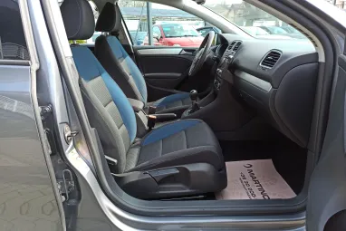 VOLKSWAGEN GOLF VI 1.6 TDi Trendline United Gray Metallic +Első Tulajdonostól +Végig Vez.Szervizkönyv +2X-s GARANCIA !!