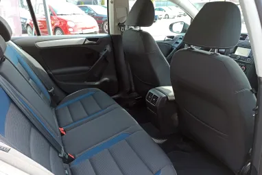 VOLKSWAGEN GOLF VI 1.6 TDi Trendline United Gray Metallic +Első Tulajdonostól +Végig Vez.Szervizkönyv +2X-s GARANCIA !!