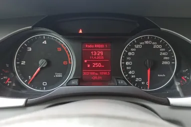 AUDI A4 Avant 2.0 TDI DPF Quartz Gray Metallic +Első Tulajdonostól +Friss Műszaki +2X-s GARANCIA !!