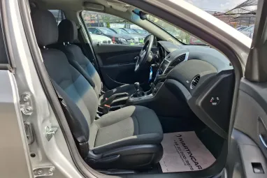CHEVROLET CRUZE 1.7d LTZ ICE Silver metalic +Friss Vizsga +Magasan Felszerelt +2X-s GARANCIA !!