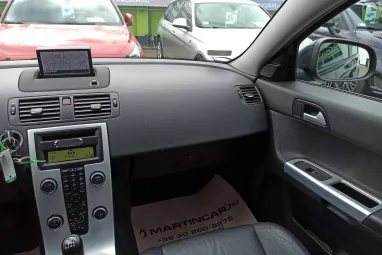 VOLVO V50 1.6 D DRIVe Momentum Titánium GRAY +Első Tulajdonos +Kiemelkedő állapot +2X-s GARANCIA !!