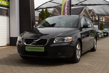 VOLVO V50 1.6 D DRIVe Momentum Titánium GRAY +Első Tulajdonos +Kiemelkedő állapot +2X-s GARANCIA !!