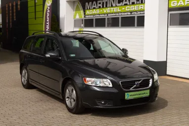 VOLVO V50 1.6 D DRIVe Momentum Titánium GRAY +Első Tulajdonos +Kiemelkedő állapot +2X-s GARANCIA !!