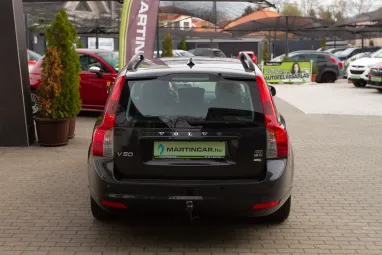 VOLVO V50 1.6 D DRIVe Momentum Titánium GRAY +Első Tulajdonos +Kiemelkedő állapot +2X-s GARANCIA !!