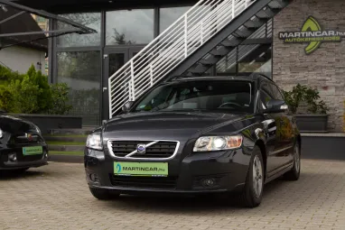 VOLVO V50 1.6 D DRIVe Momentum Titánium GRAY +Első Tulajdonos +Kiemelkedő állapot +2X-s GARANCIA !!