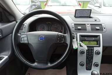 VOLVO V50 1.6 D DRIVe Momentum Titánium GRAY +Első Tulajdonos +Kiemelkedő állapot +2X-s GARANCIA !!