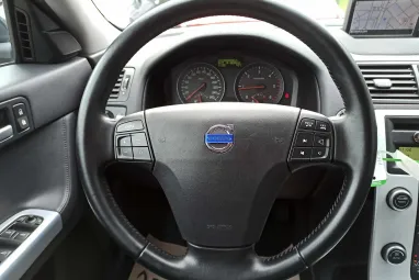 VOLVO V50 1.6 D DRIVe Momentum Titánium GRAY +Első Tulajdonos +Kiemelkedő állapot +2X-s GARANCIA !!