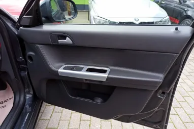 VOLVO V50 1.6 D DRIVe Momentum Titánium GRAY +Első Tulajdonos +Kiemelkedő állapot +2X-s GARANCIA !!