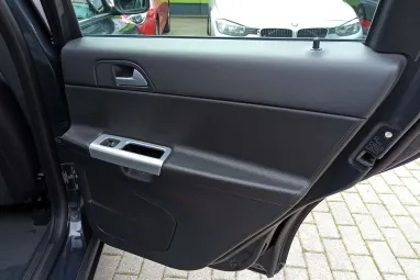 VOLVO V50 1.6 D DRIVe Momentum Titánium GRAY +Első Tulajdonos +Kiemelkedő állapot +2X-s GARANCIA !!