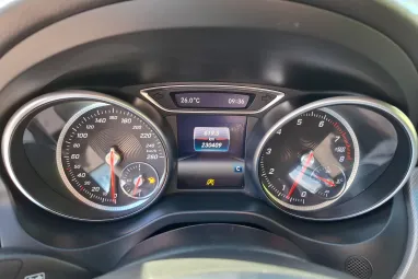 MERCEDES-BENZ CLA 180 AMG Sport Mountain Gray Metallic +Kiemelkedő állapot +Friss Műszaki +2X-s GARANCIA !!