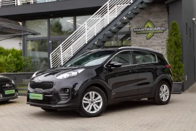 KIA SPORTAGE 2.0 CRDI Silver 4WD Black Pearl +Végig Vez. Szervizkönyv +Mint az ÚJ +Friss Műszaki +2X-s GARANCIA !