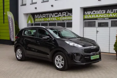 KIA SPORTAGE 2.0 CRDI Silver 4WD Black Pearl +Végig Vez. Szervizkönyv +Mint az ÚJ +Friss Műszaki +2X-s GARANCIA !