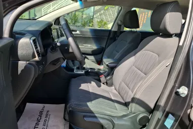 KIA SPORTAGE 2.0 CRDI Silver 4WD Black Pearl +Végig Vez. Szervizkönyv +Mint az ÚJ +Friss Műszaki +2X-s GARANCIA !