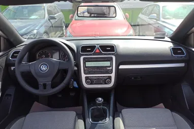 VOLKSWAGEN EOS 1.4 TSI White Gold Pearl +Első Tulajdonostól +Végig Vez. Szervizkönyv +2X-s GARANCIA !!