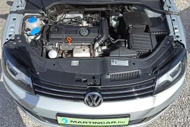 VOLKSWAGEN EOS 1.4 TSI White Gold Pearl +Első Tulajdonostól +Végig Vez. Szervizkönyv +2X-s GARANCIA !!