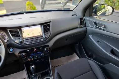 HYUNDAI TUCSON 1.6 T-GDI Executive 4WD DCT Passion 94E km +Maximum Extra +Végig Hyundai-nál Szervizelt + 2X-s GARANCIA !!