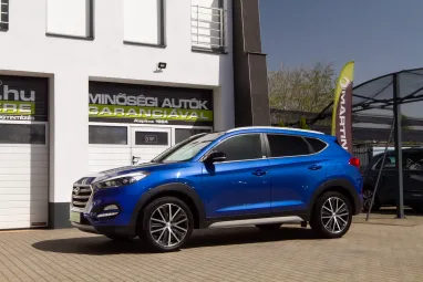 HYUNDAI TUCSON 1.6 T-GDI Executive 4WD DCT Passion 94E km +Maximum Extra +Végig Hyundai-nál Szervizelt + 2X-s GARANCIA !!