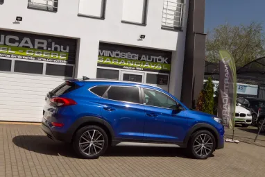 HYUNDAI TUCSON 1.6 T-GDI Executive 4WD DCT Passion 94E km +Maximum Extra +Végig Hyundai-nál Szervizelt + 2X-s GARANCIA !!