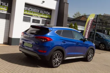 HYUNDAI TUCSON 1.6 T-GDI Executive 4WD DCT Passion 94E km +Maximum Extra +Végig Hyundai-nál Szervizelt + 2X-s GARANCIA !!