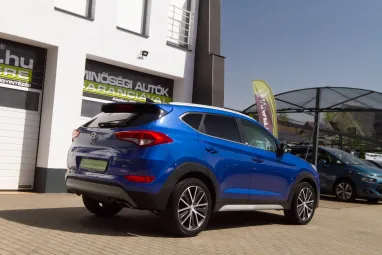 HYUNDAI TUCSON 1.6 T-GDI Executive 4WD DCT Passion 94E km +Maximum Extra +Végig Hyundai-nál Szervizelt + 2X-s GARANCIA !!