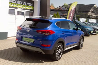HYUNDAI TUCSON 1.6 T-GDI Executive 4WD DCT Passion 94E km +Maximum Extra +Végig Hyundai-nál Szervizelt + 2X-s GARANCIA !!