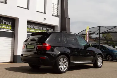 BMW X5 3.0 sd (Automata) Black Sapphire Metallic +Panoráma +Igényes állapot +2X-s GARANCIA !!