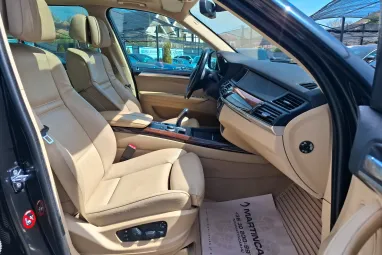 BMW X5 3.0 sd (Automata) Black Sapphire Metallic +Panoráma +Igényes állapot +2X-s GARANCIA !!