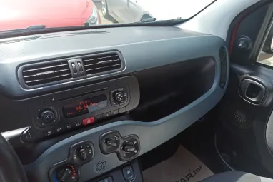 FIAT PANDA 1.2 8V Easy Red Love +Első Tulajdonostól +Friss Műszaki +Keveset futott +2X-s GARANCIA !!