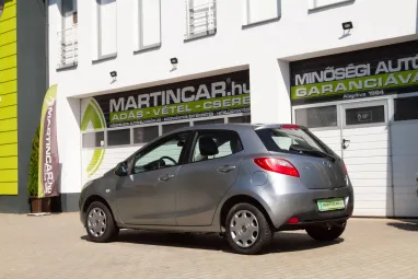 MAZDA 2 1.3i CE TOP Aluminium Grey Metallic +Első Tulajdonostól +Friss Műszaki +2X-s GARANCIA !!