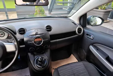 MAZDA 2 1.3i CE TOP Aluminium Grey Metallic +Első Tulajdonostól +Friss Műszaki +2X-s GARANCIA !!