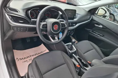 FIAT TIPO 1.4 16V Mirror Eredeti Magyar Autó +1. Tulajdonos + Full Vez. Szervízkönyv +2X-s GARANCIA !!