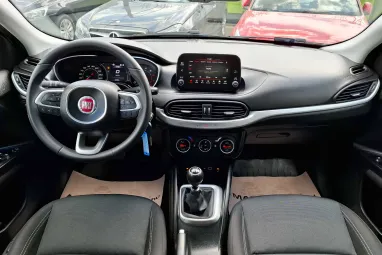 FIAT TIPO 1.4 16V Mirror Eredeti Magyar Autó +1. Tulajdonos + Full Vez. Szervízkönyv +2X-s GARANCIA !!