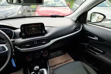 FIAT TIPO 1.4 16V Mirror Eredeti Magyar Autó +1. Tulajdonos + Full Vez. Szervízkönyv +2X-s GARANCIA !!