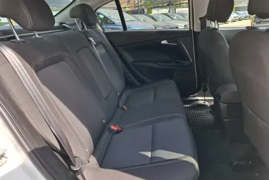 FIAT TIPO 1.4 16V Mirror Eredeti Magyar Autó +1. Tulajdonos + Full Vez. Szervízkönyv +2X-s GARANCIA !!