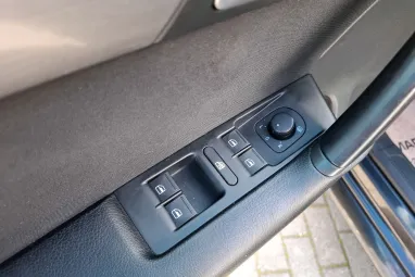 VOLKSWAGEN PASSAT VII Variant 2.0 CR TDI Comfortline BMT DSG SPORT +Deep Black +Igényes állapot +Vezérlés csere +2X-s GARANCIA !!