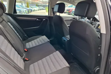 VOLKSWAGEN PASSAT VII Variant 2.0 CR TDI Comfortline BMT DSG SPORT +Deep Black +Igényes állapot +Vezérlés csere +2X-s GARANCIA !!
