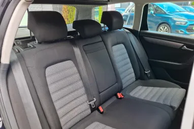 VOLKSWAGEN PASSAT VII Variant 2.0 CR TDI Comfortline BMT DSG SPORT +Deep Black +Igényes állapot +Vezérlés csere +2X-s GARANCIA !!