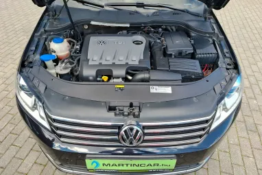 VOLKSWAGEN PASSAT VII Variant 2.0 CR TDI Comfortline BMT DSG SPORT +Deep Black +Igényes állapot +Vezérlés csere +2X-s GARANCIA !!