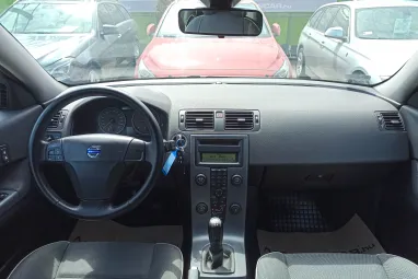 VOLVO C30 1.6 D Silver Line Edition ! +igényes szervizelt állapot +2X-s GARANCIA !!